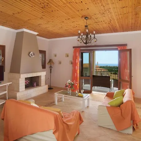 Villa Nikos Karavádhos